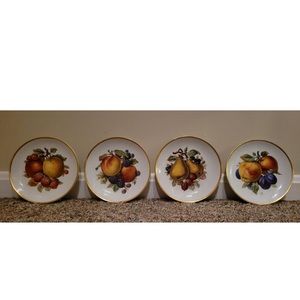 Set of Vintage Mitterteich Bavaria Plates